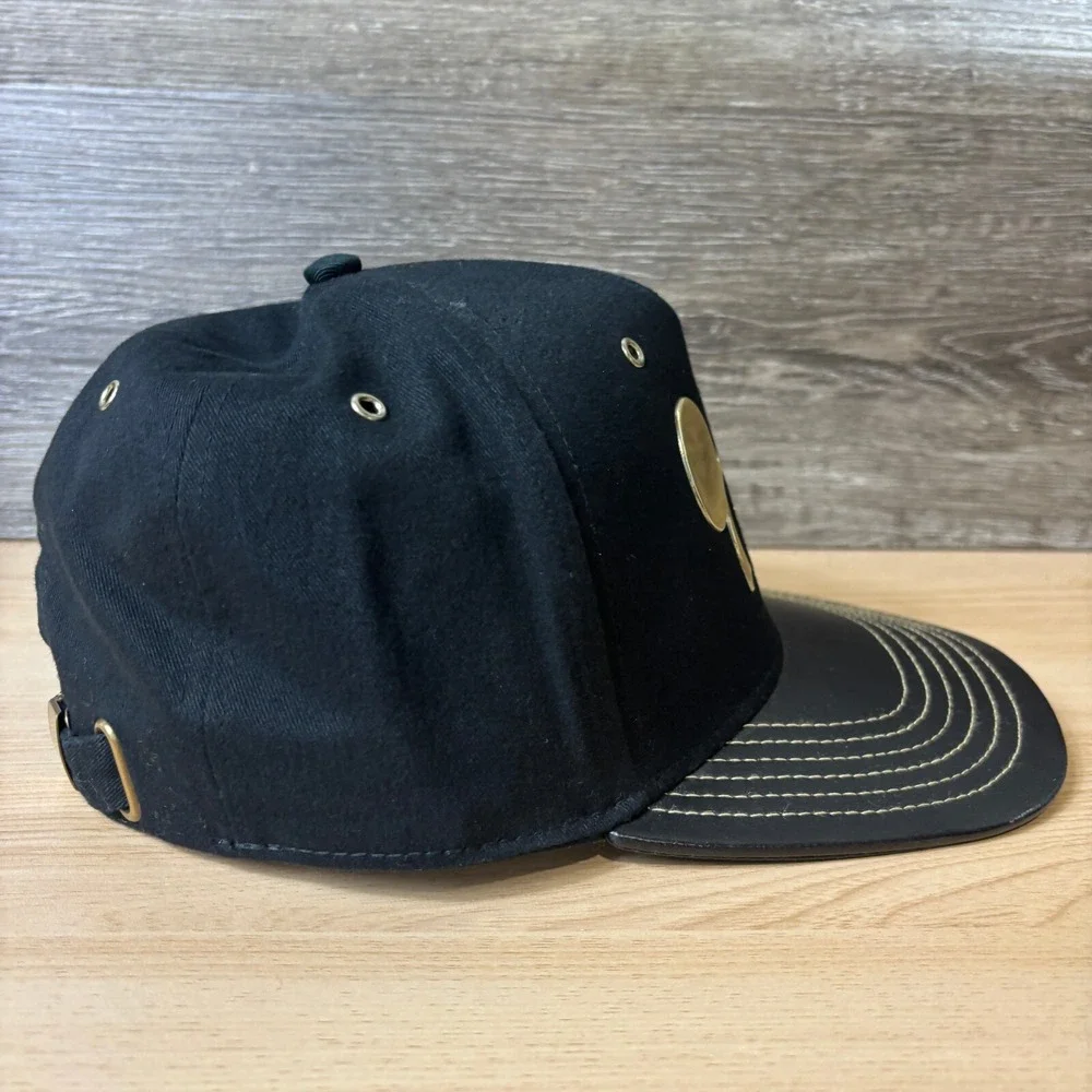 Disney Hat Cap‎ Strap Back Black Mickey Mouse 28 Walt Disney World Parks